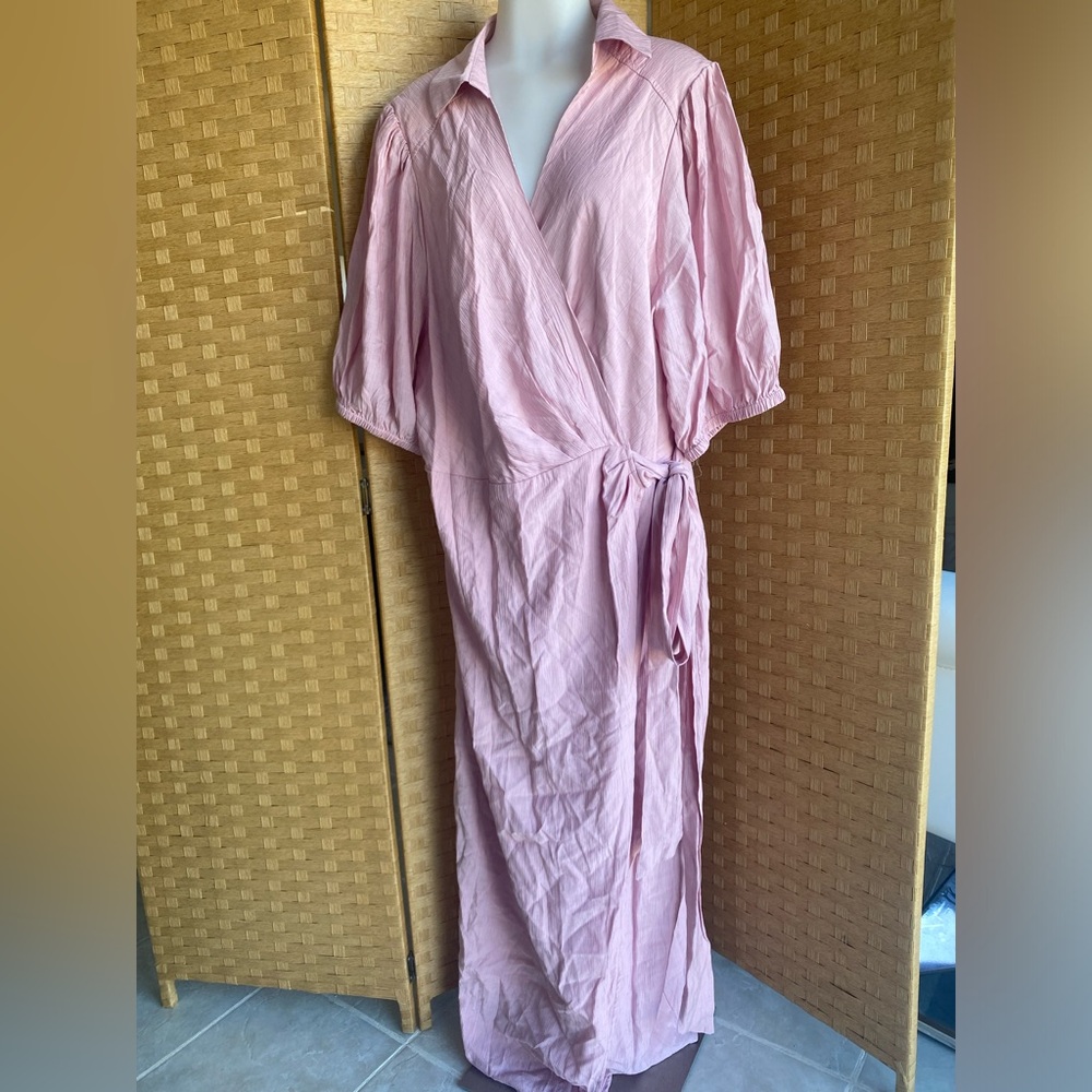 Fashion Nova Dress, pink wraparound, NWT, 3X